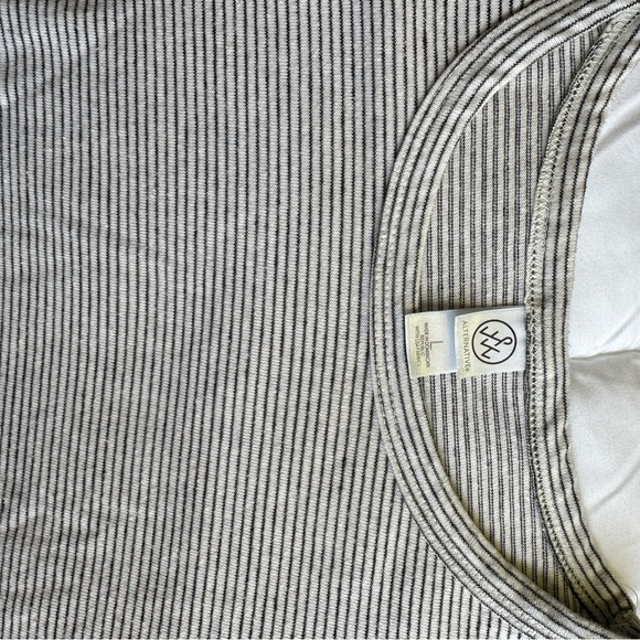 New Alternative Apparel short sleeve Tee. White & black stripes Size L - Picture 2 of 3